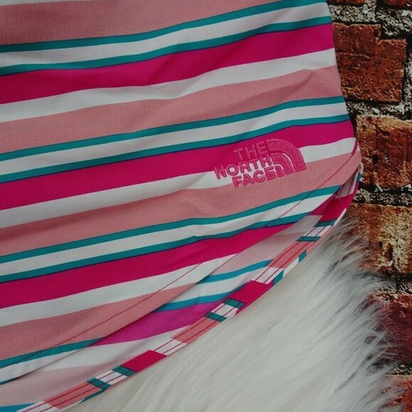 The North Face Class V Mini Shorts Active Athletic - Picture 4 of 12